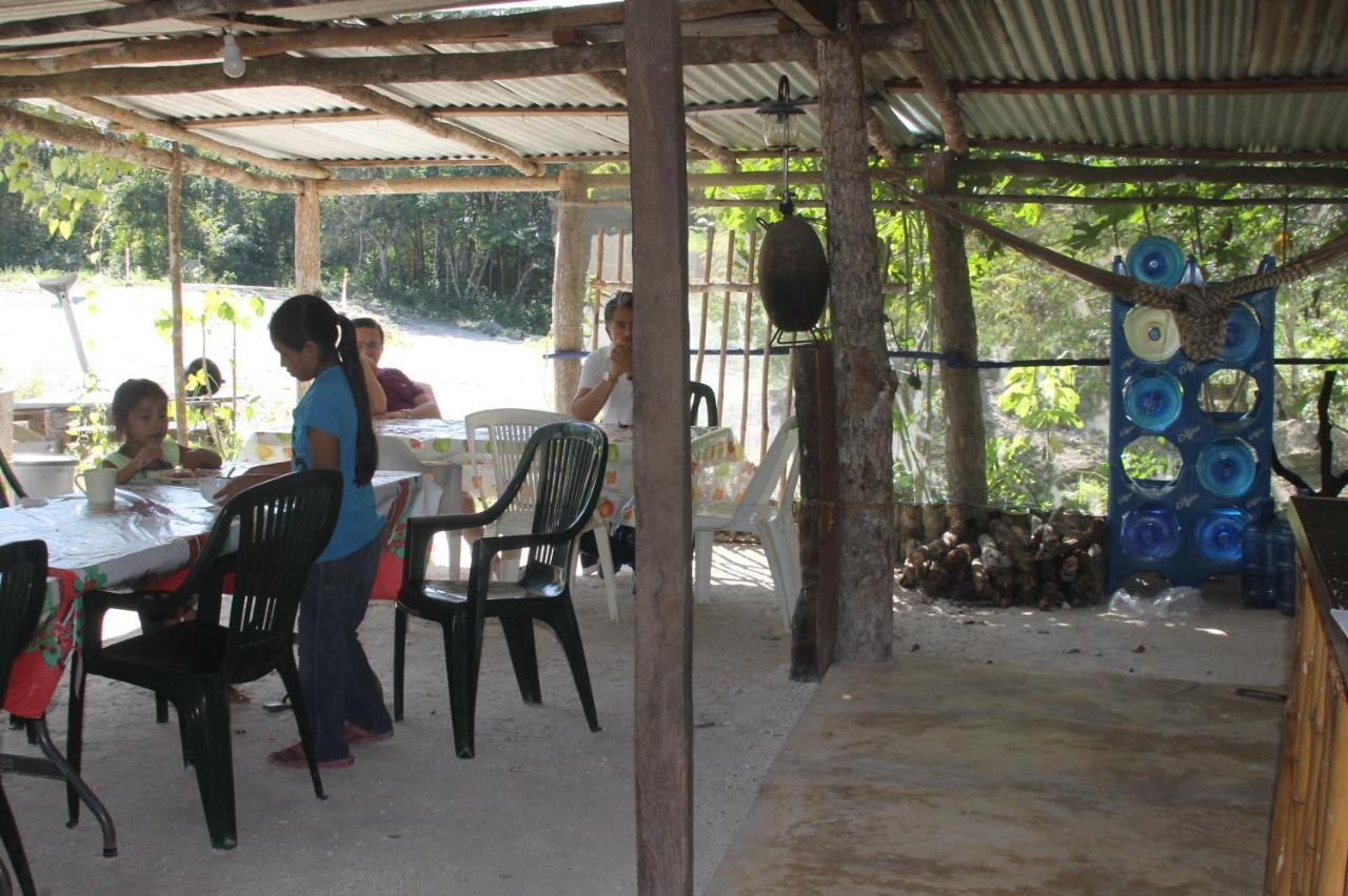 Campamento Yaax Che en Calakmul Conhuas Bagian luar foto